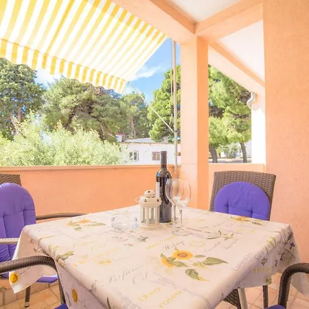 Guest house Latin